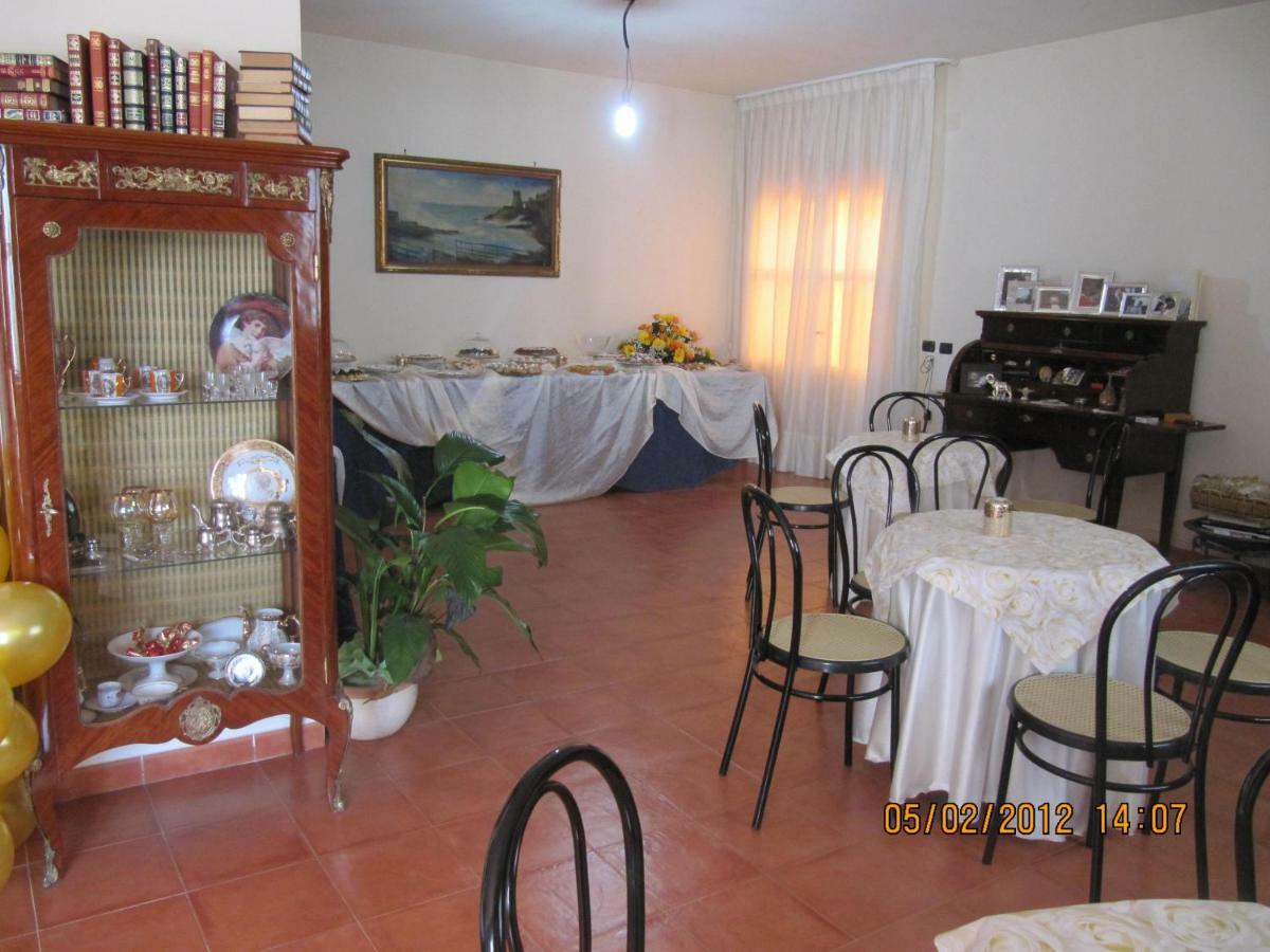 B&B Macchia D'Olmo 卡帕乔-帕埃斯图姆 外观 照片